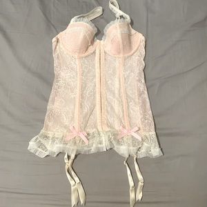 Victoria’s Secret garter bustier NWOT